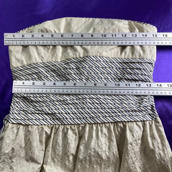 📌BCBGMaxAzria Strapless Transformable Cocktail Dress with Balloon Skirt - Picture 7 of 15